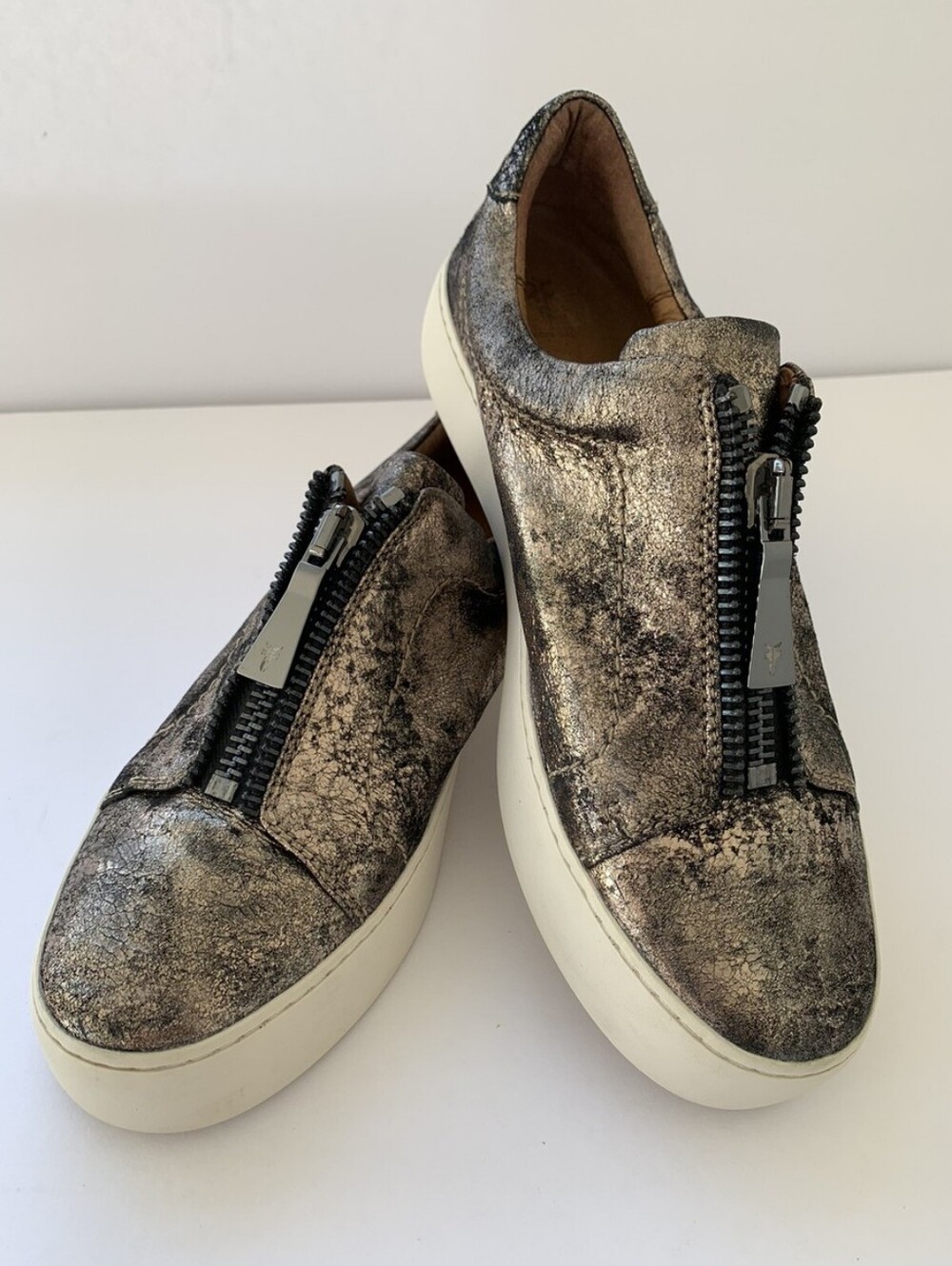 Frye Lena Metallic Leather Zip Slip On Sneaker Shoes